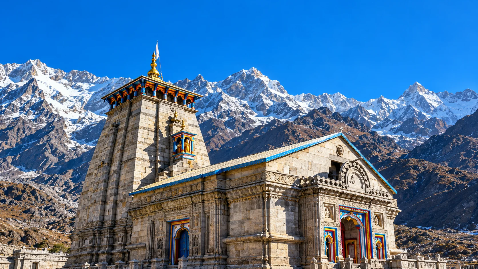 Kedarnath Temple beneath the Himalayan mountain range